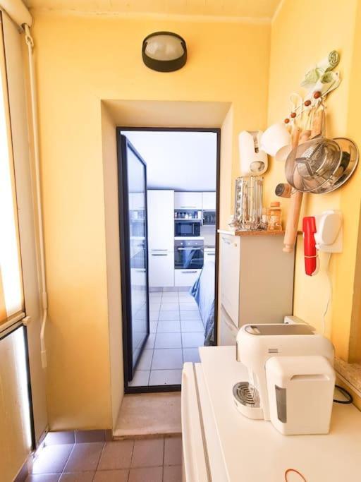 Lovely Flat With See View Roseto Degli Abruzzi Exterior photo