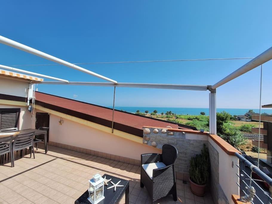 Lovely Flat With See View Roseto Degli Abruzzi Exterior photo
